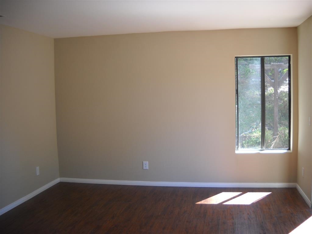1995 Longfellow Road Vista, CA 92081 - Photo 3 of 10 Gallery Image 3