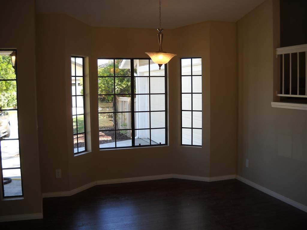 1995 Longfellow Road Vista, CA 92081 - Photo 4 of 10 Gallery Image 4