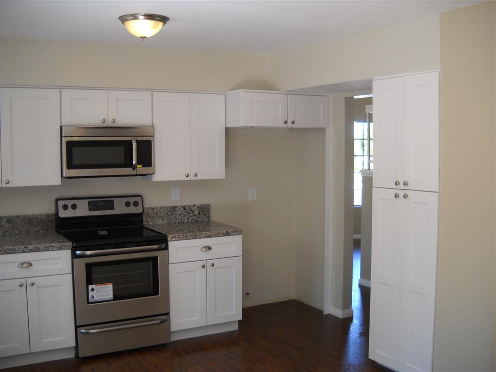 1995 Longfellow Road Vista, CA 92081 - Photo 6 of 10 Gallery Image 6
