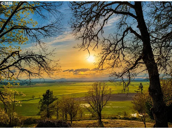 $275,000 | 29015 Brownsville Road, Brownsville, OR 97327
