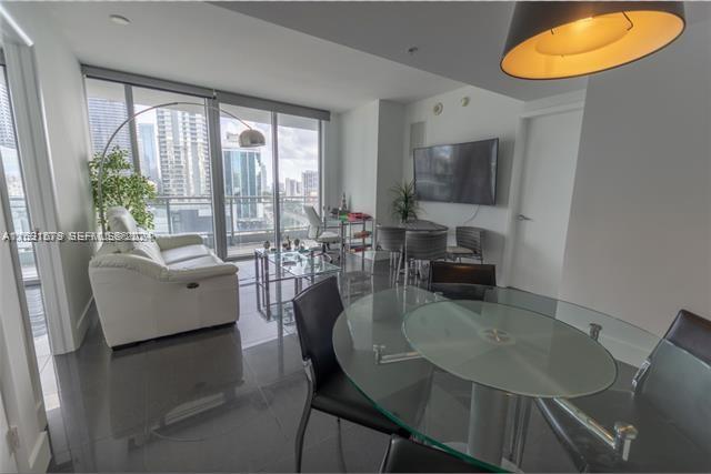 92 Southwest 3rd Street, Unit 1802 Miami, FL 33130 - Photo 6 of 19