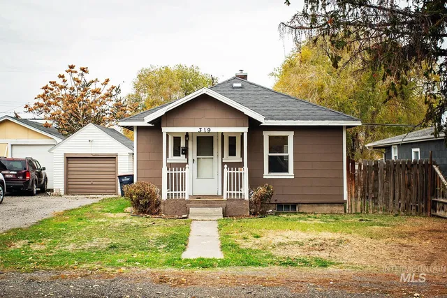 $229,000 | 319 Jackson Street, Twin Falls, ID 83301
