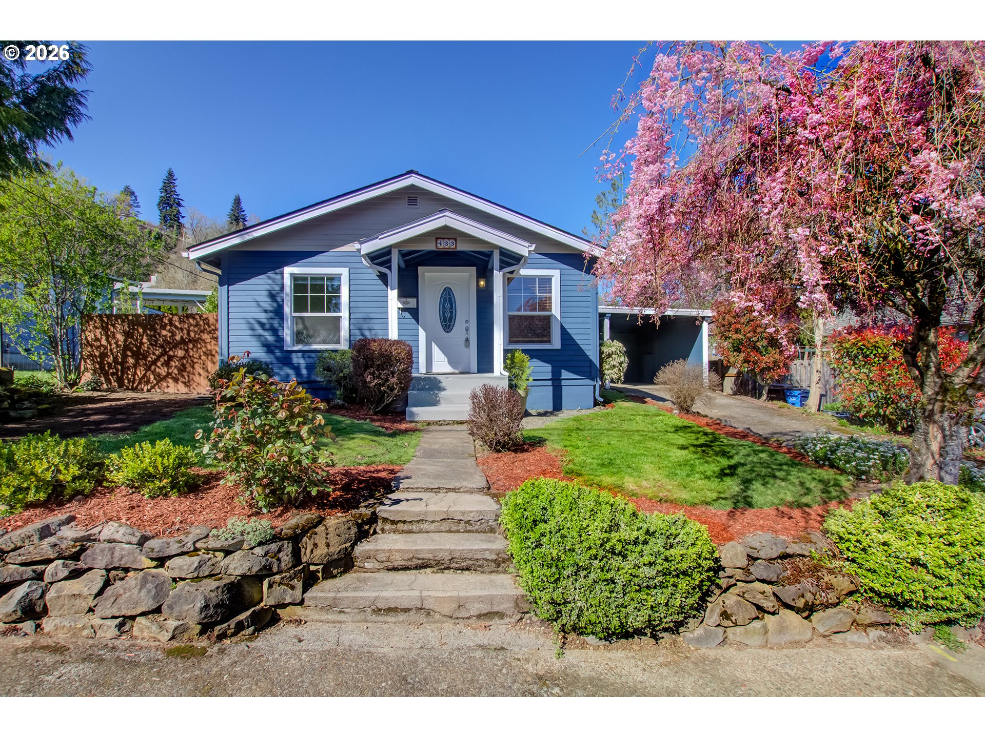 433 Northwest 16th Avenue Camas, WA 98607 - Photo 2 of 31