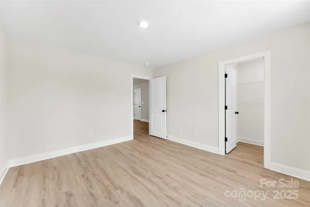 $580,000 | 1227 Breezewood Drive, Charlotte, NC 28262