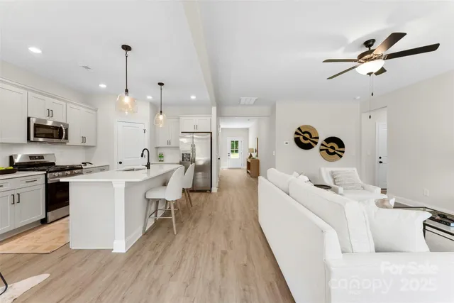 $580,000 | 1227 Breezewood Drive, Charlotte, NC 28262