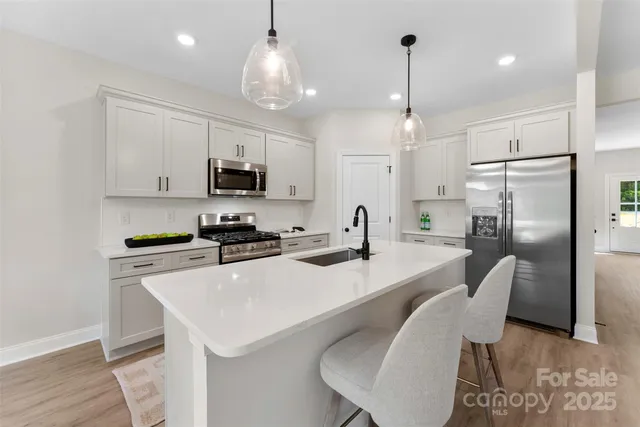 $580,000 | 1227 Breezewood Drive, Charlotte, NC 28262