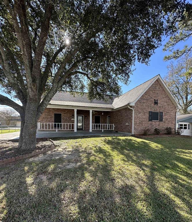 409 Pine Street Welsh, LA 70591 - Photo 1 of 27