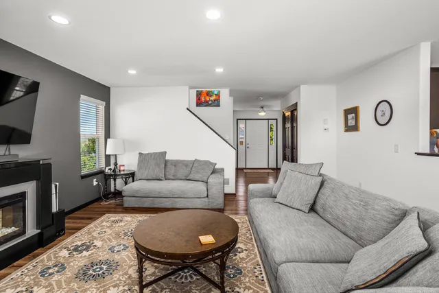 $459,900 | 413 Saratoga Drive, Johnson Creek, WI 53038