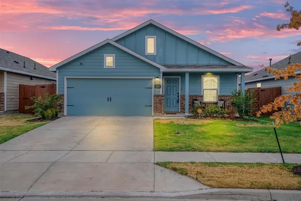 $2,200 | 2919 Cascade Lane, Heartland, TX 75114