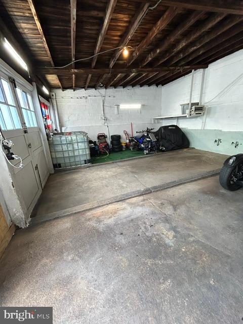 423 Spring Street Reading, PA 19601 - Photo 12 of 16 garage w separate doors