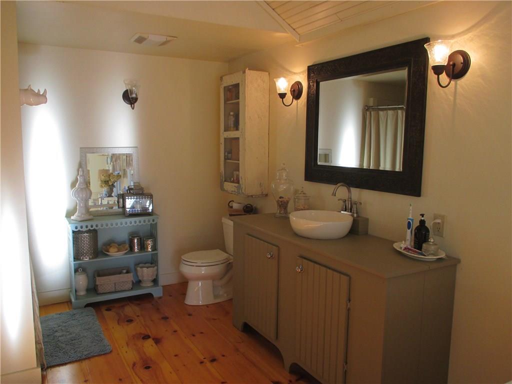 746 Pleasant View Ridge Road South China, ME 04358 - Photo 16 of 29 Master bath.
