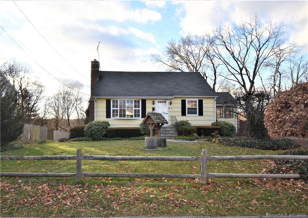 31 Pettom Road Norwalk, CT 06850 - Photo 1 of 1