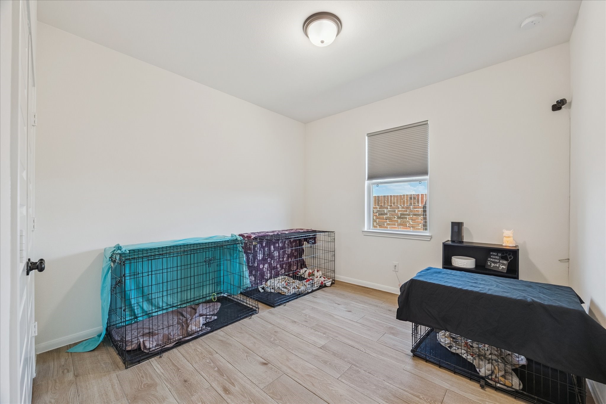 1734 Compass Rose Angleton, TX 77515 - Photo 20 of 23 Secondary room just off the kitchen.