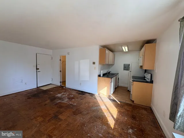 $60,000 | 1009 Chillum Road, Unit 205, Hyattsville, MD 20782