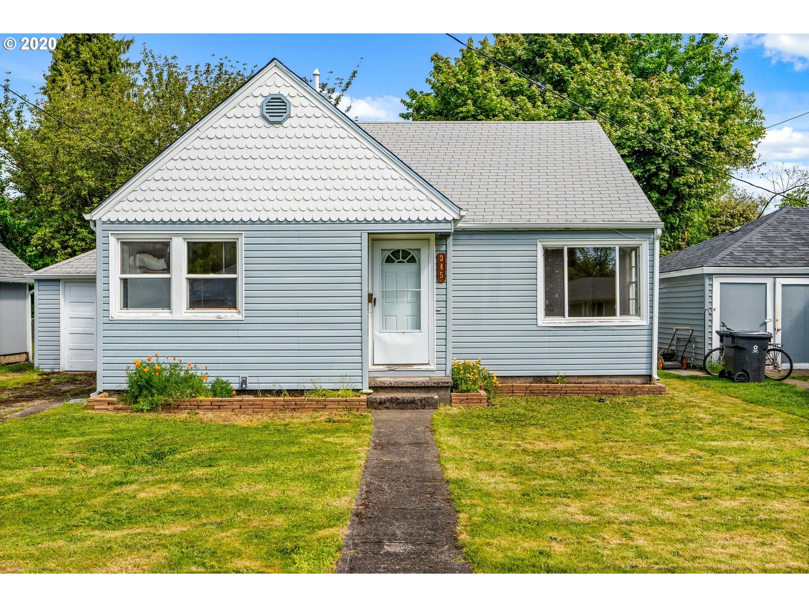 345 East Maple Street Lebanon, OR 97355 - Photo 1 of 26 Gallery Image 1