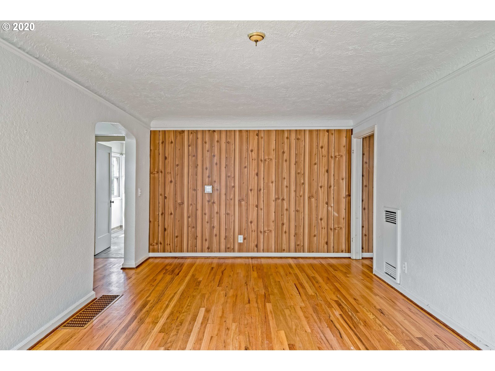 345 East Maple Street Lebanon, OR 97355 - Photo 5 of 26 Gallery Image 5