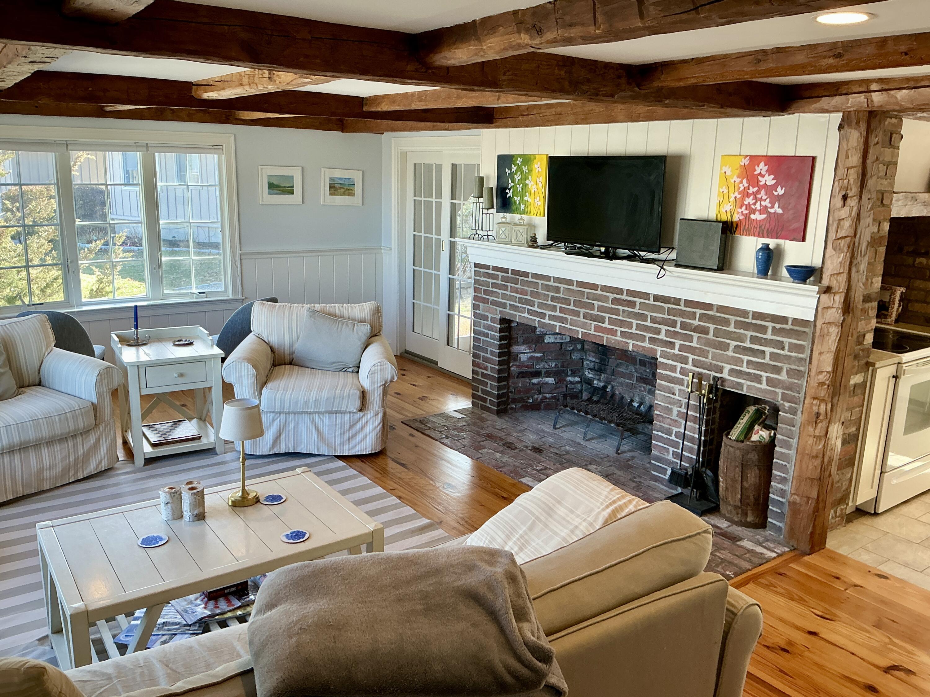 161 Waterway Mashpee, MA 02649 - Photo 3 of 26 IMG_1261