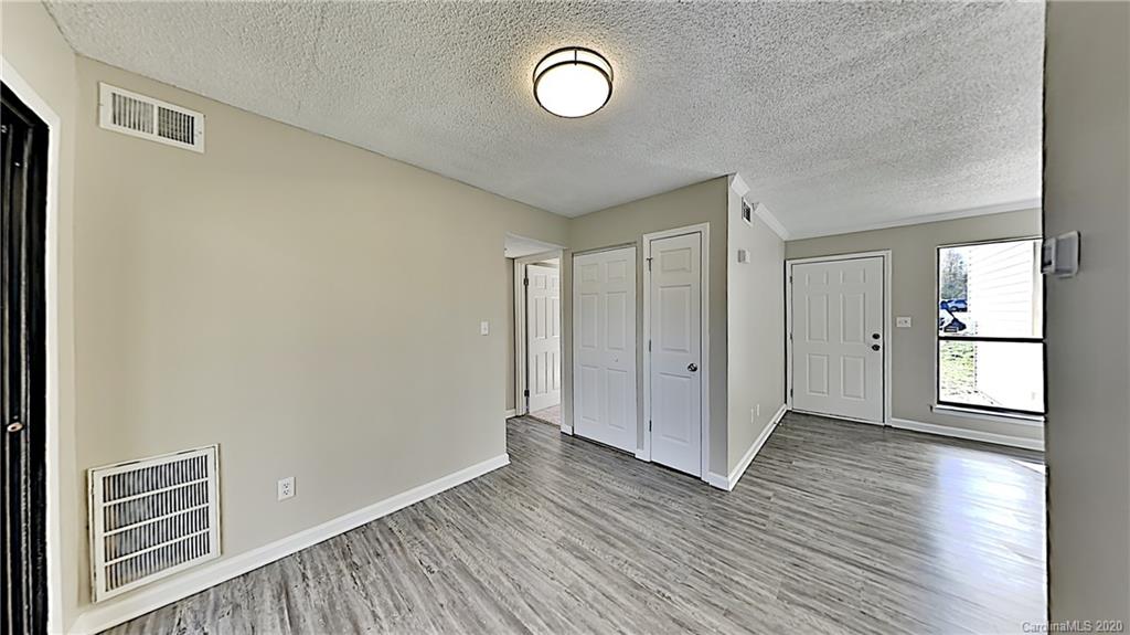 11036 Cedar View Road Charlotte, NC 28226 - Photo 4 of 10 Gallery Image 4