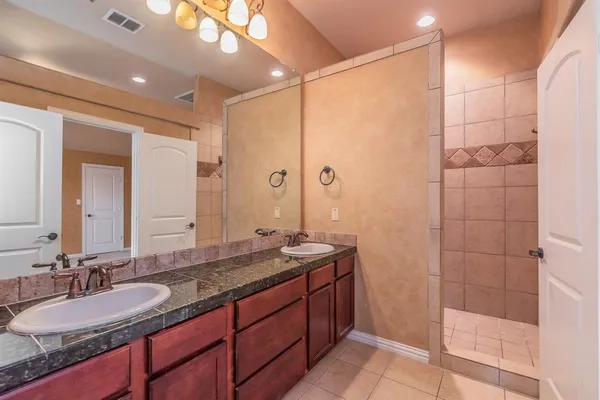 $285,000 | 260 Corinna Court, Hurst, TX 76053