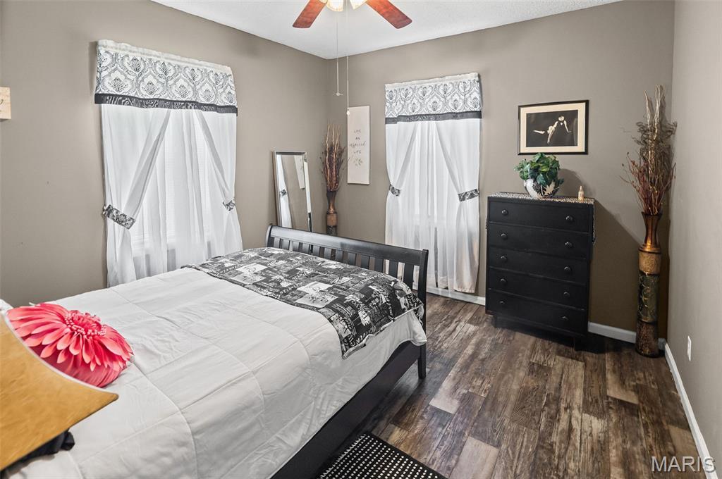 101 Mor Wilsonville, IL 62093 - Photo 22 of 31