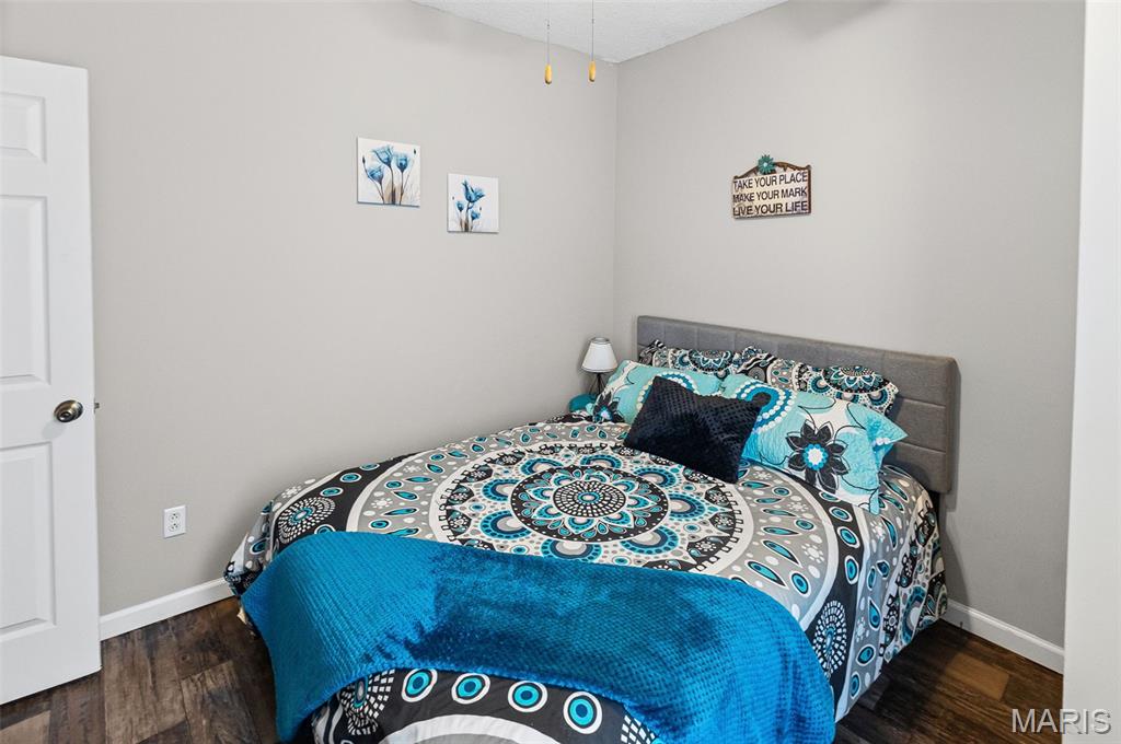 101 Mor Wilsonville, IL 62093 - Photo 23 of 31