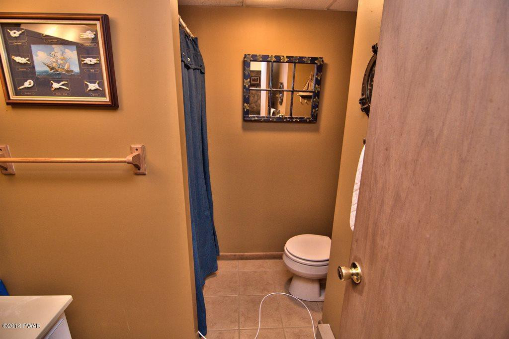 2552 Oak Lane Lake Ariel, PA 18436 - Photo 37 of 42