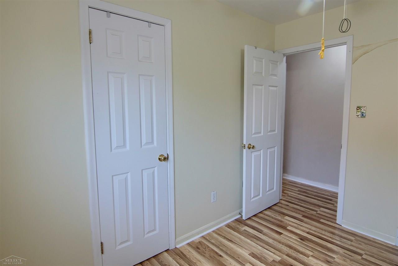 18135 Stephens Eastpointe, MI 48021 - Photo 16 of 30 Gallery Image 16