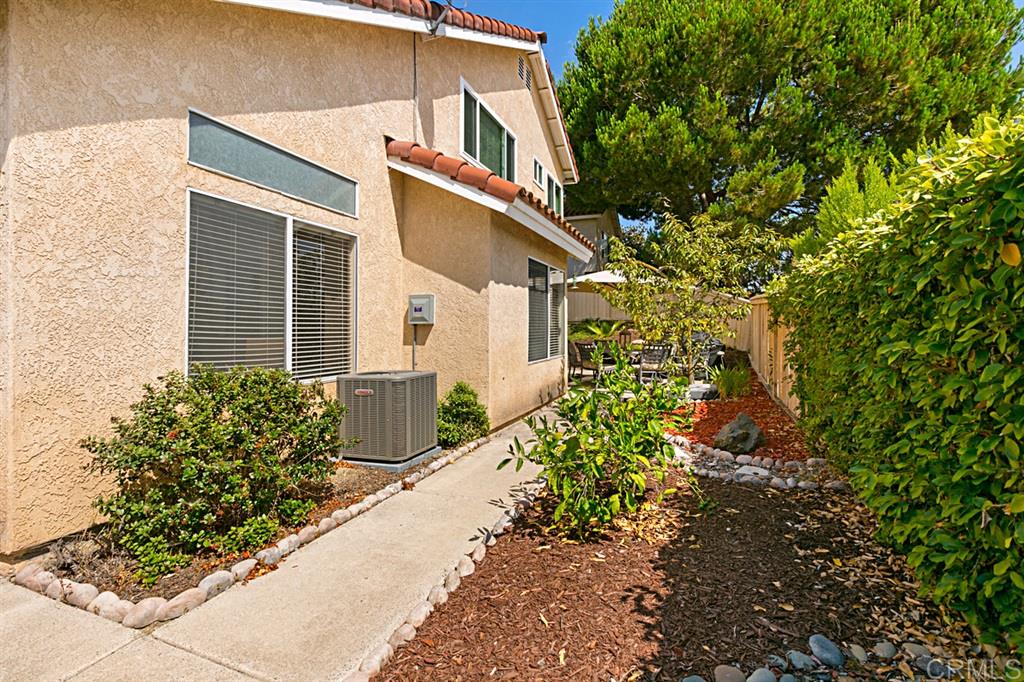 1642 Promontory Ridge Way Vista, CA 92081 - Photo 13 of 23