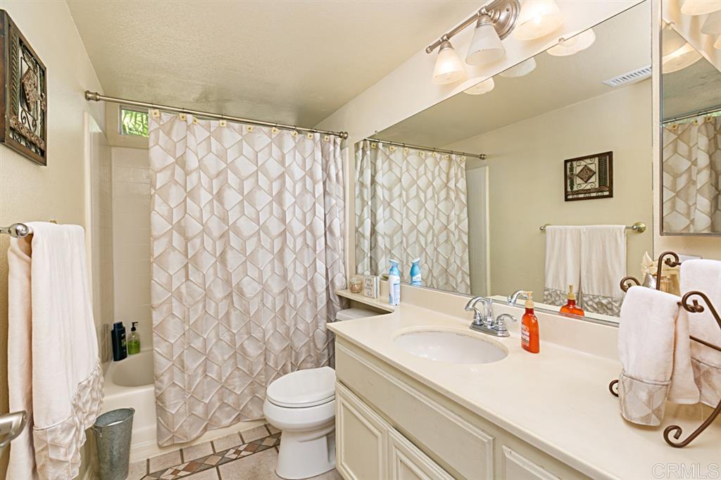 1642 Promontory Ridge Way Vista, CA 92081 - Photo 14 of 23