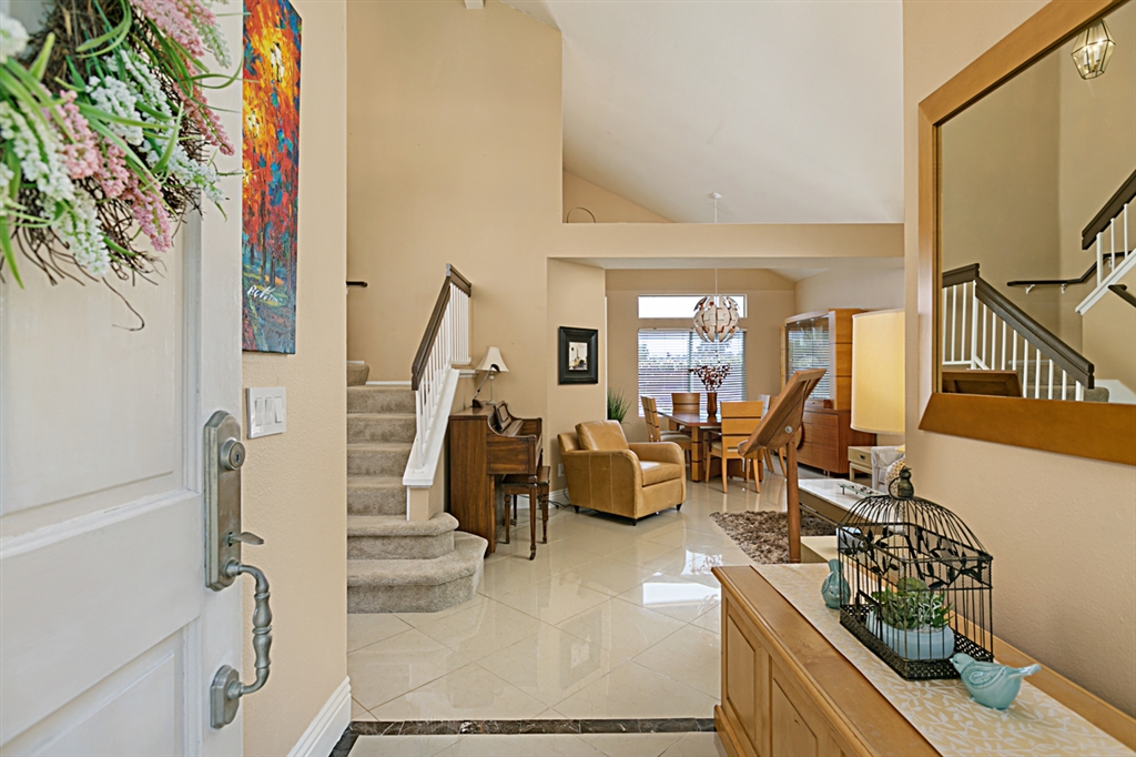 1642 Promontory Ridge Way Vista, CA 92081 - Photo 3 of 23