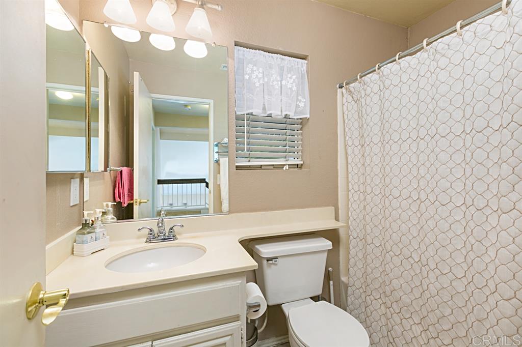 1642 Promontory Ridge Way Vista, CA 92081 - Photo 21 of 23