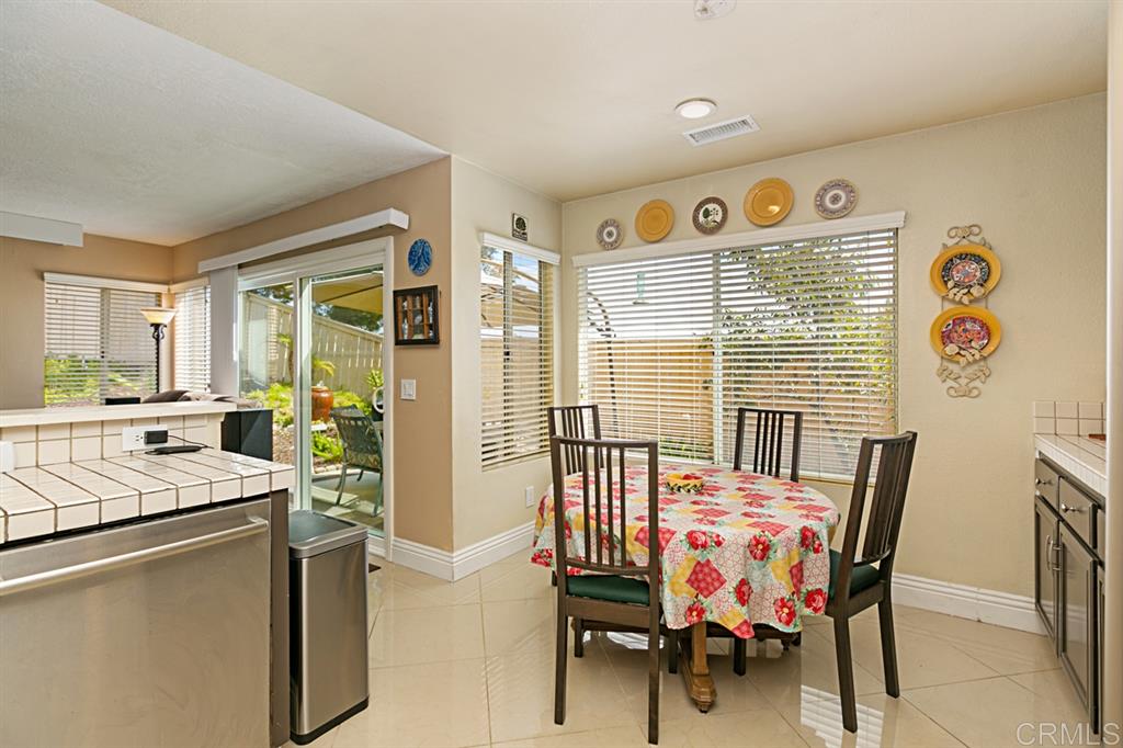 1642 Promontory Ridge Way Vista, CA 92081 - Photo 7 of 23
