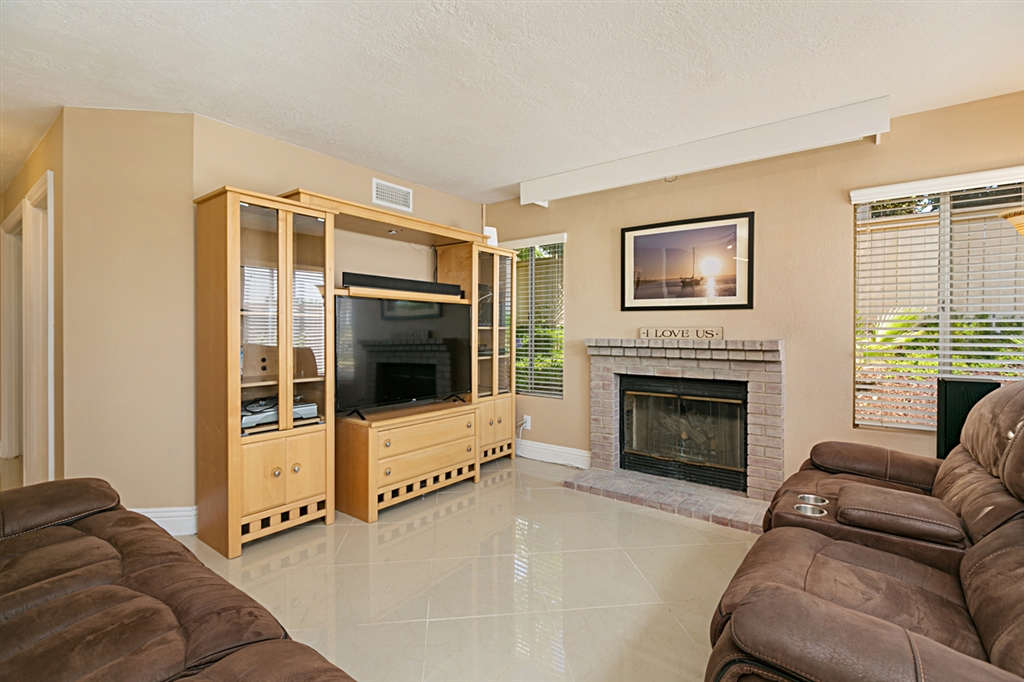 1642 Promontory Ridge Way Vista, CA 92081 - Photo 8 of 23