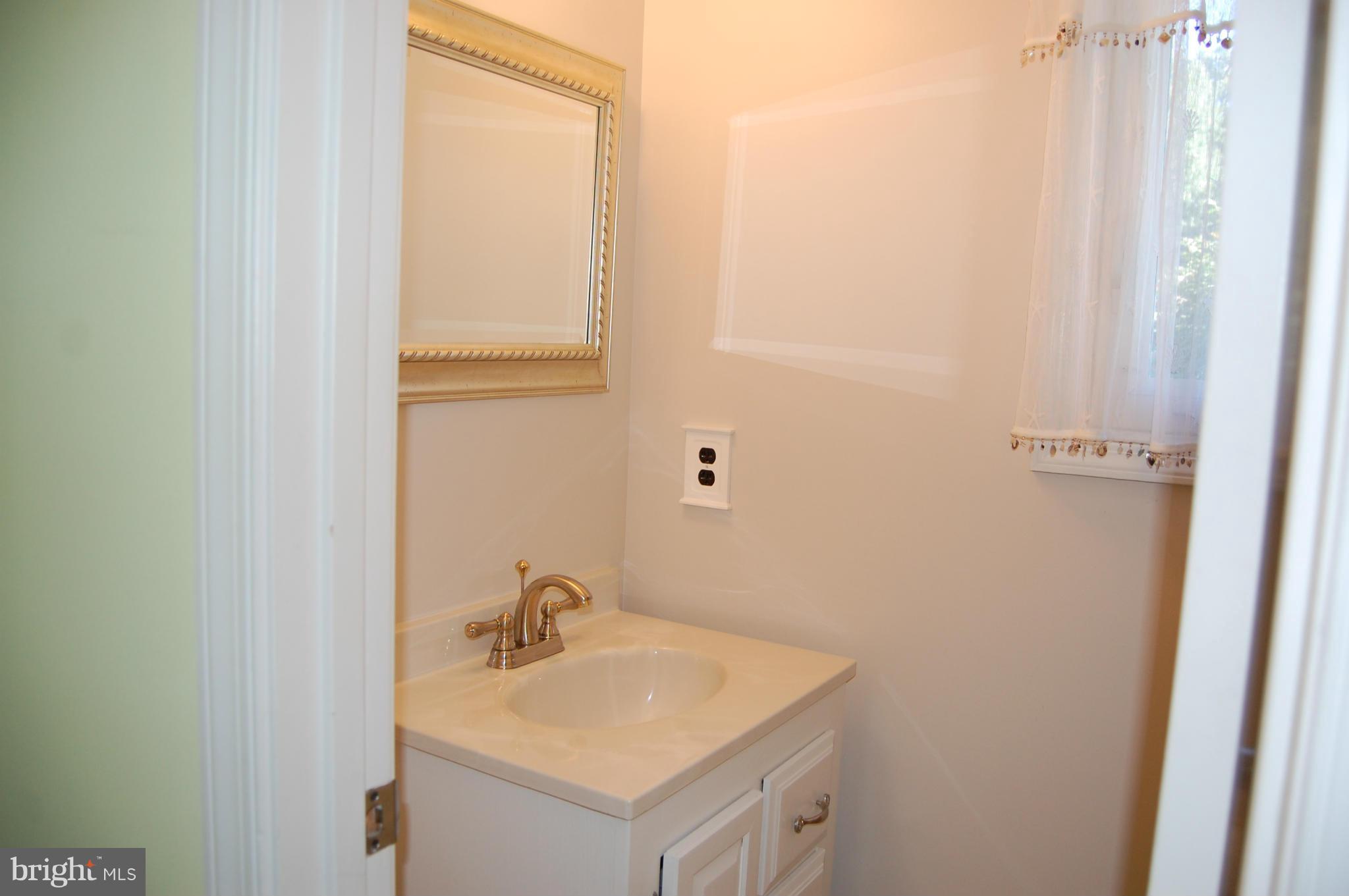 7491 Pindell School Road Fulton, MD 20759 - Photo 11 of 30 Bath