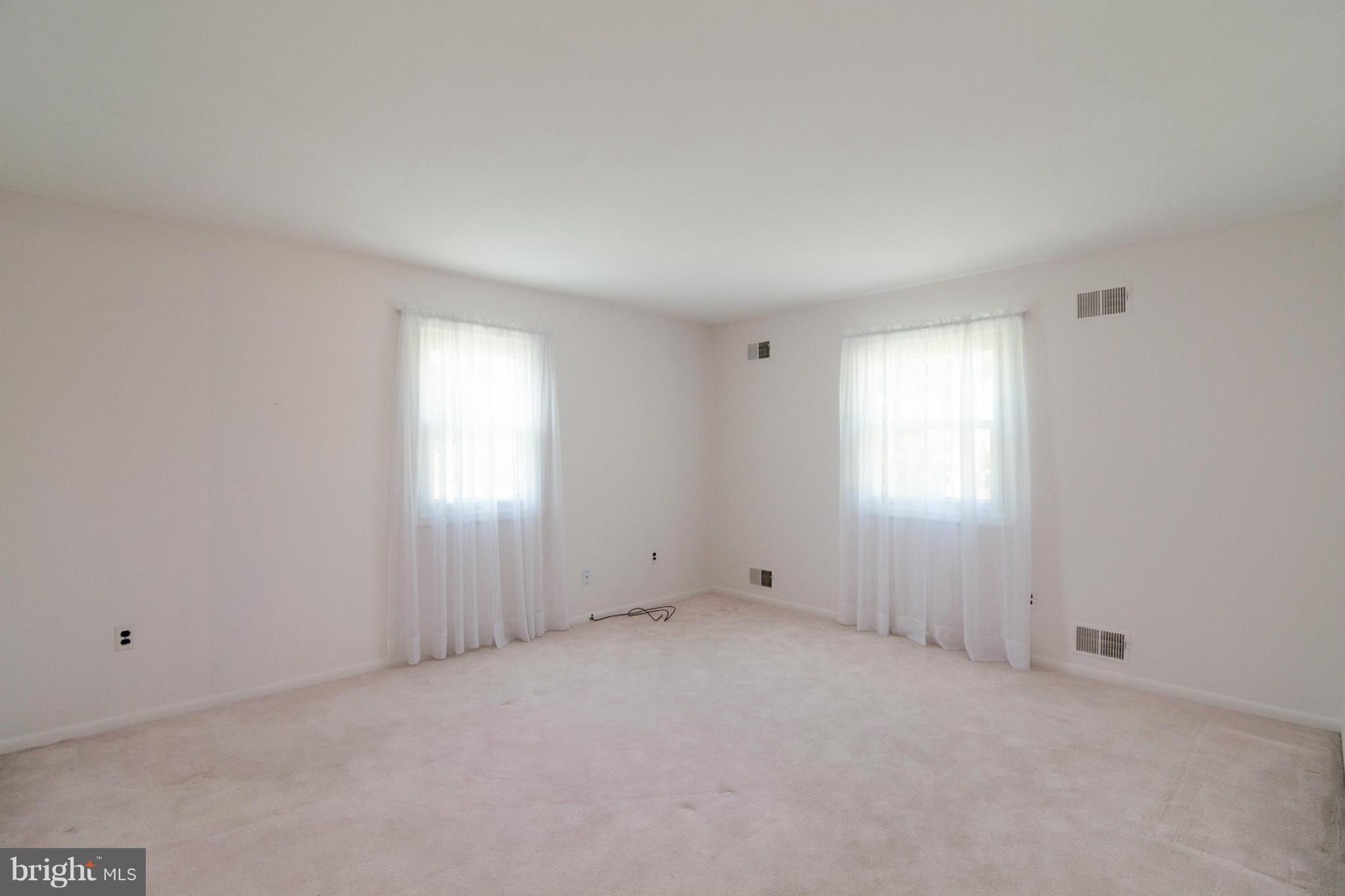 7491 Pindell School Road Fulton, MD 20759 - Photo 21 of 30 Bedroom