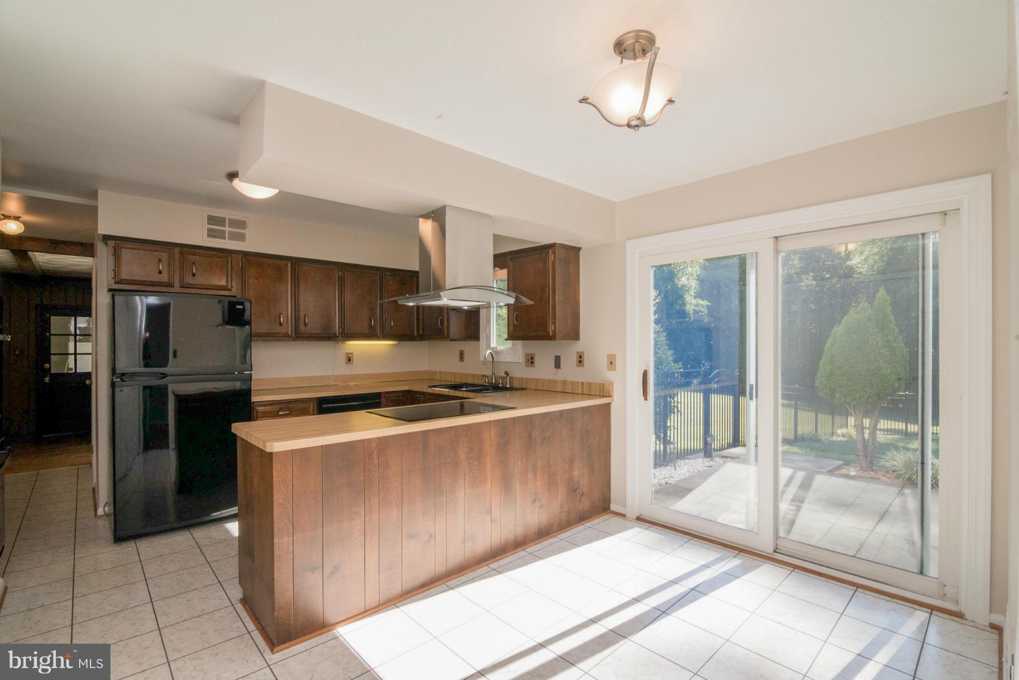 7491 Pindell School Road Fulton, MD 20759 - Photo 7 of 30 Kitchen