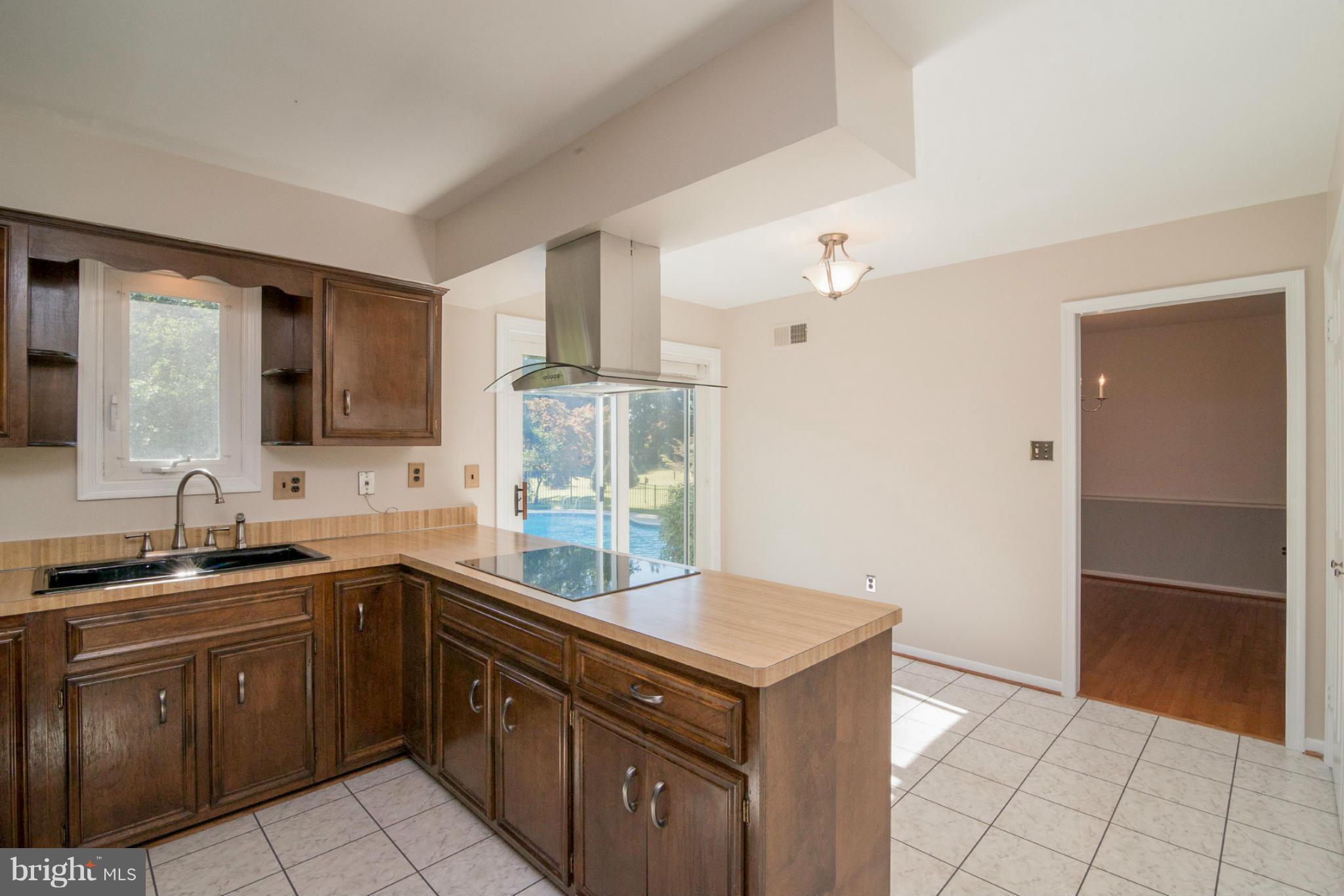 7491 Pindell School Road Fulton, MD 20759 - Photo 8 of 30 Kitchen