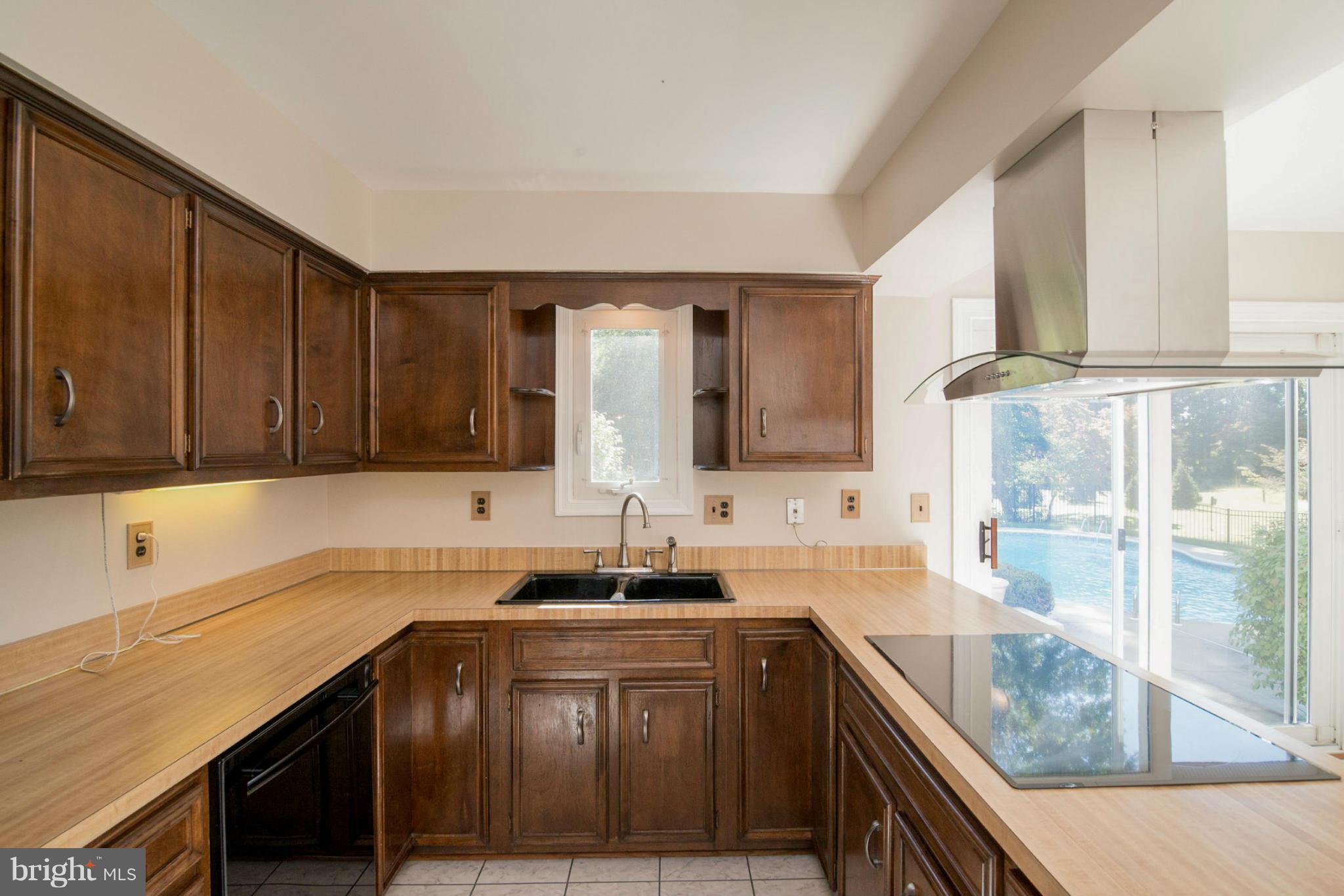 7491 Pindell School Road Fulton, MD 20759 - Photo 9 of 30 Kitchen