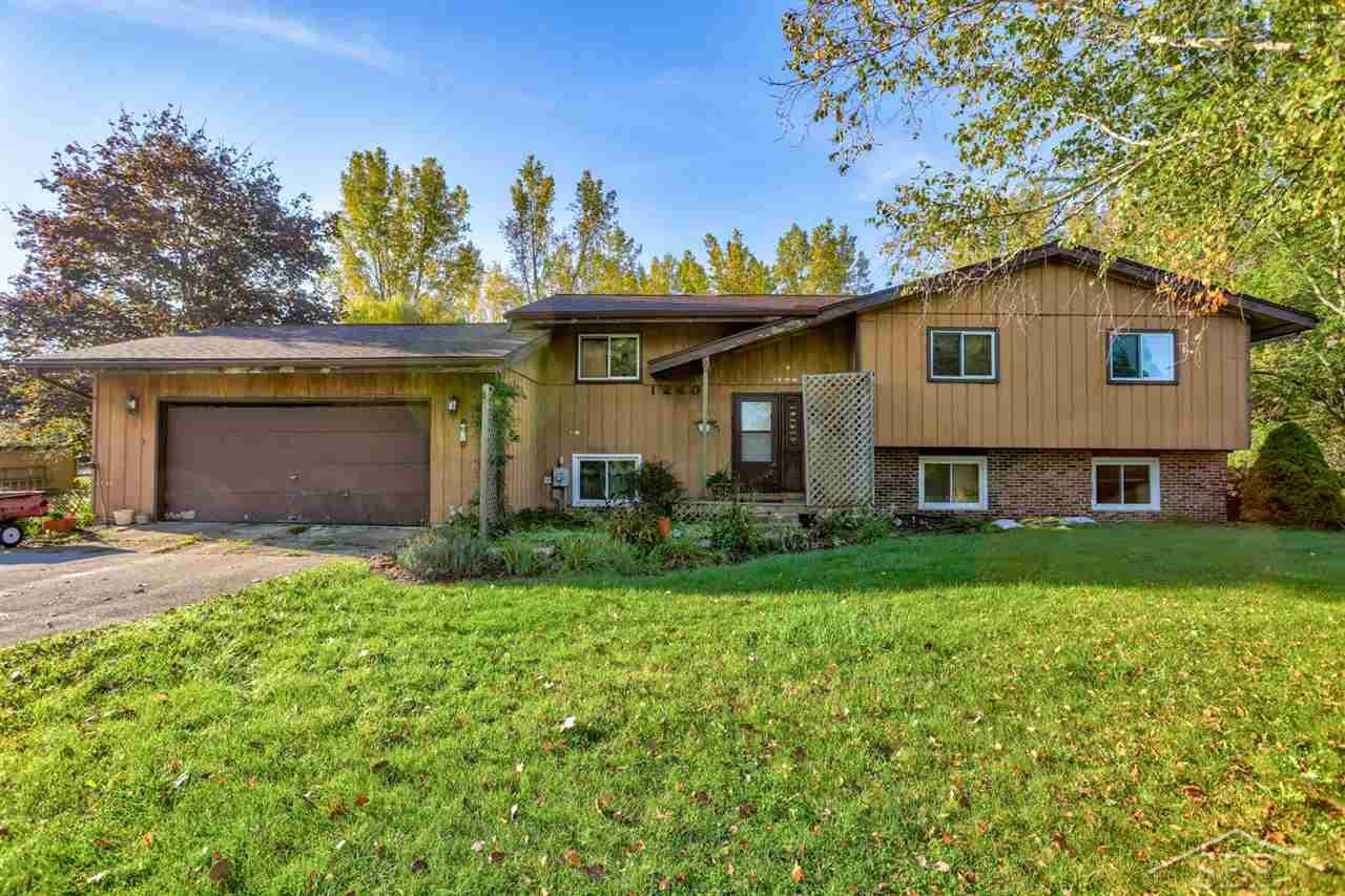 1240 East Freeland Road Merrill, MI 48637 - Photo 2 of 42