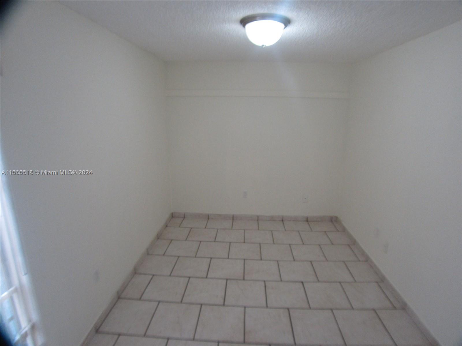 10 Southwest 108th Avenue, Unit E8 Sweetwater, FL 33174 - Photo 7 of 21