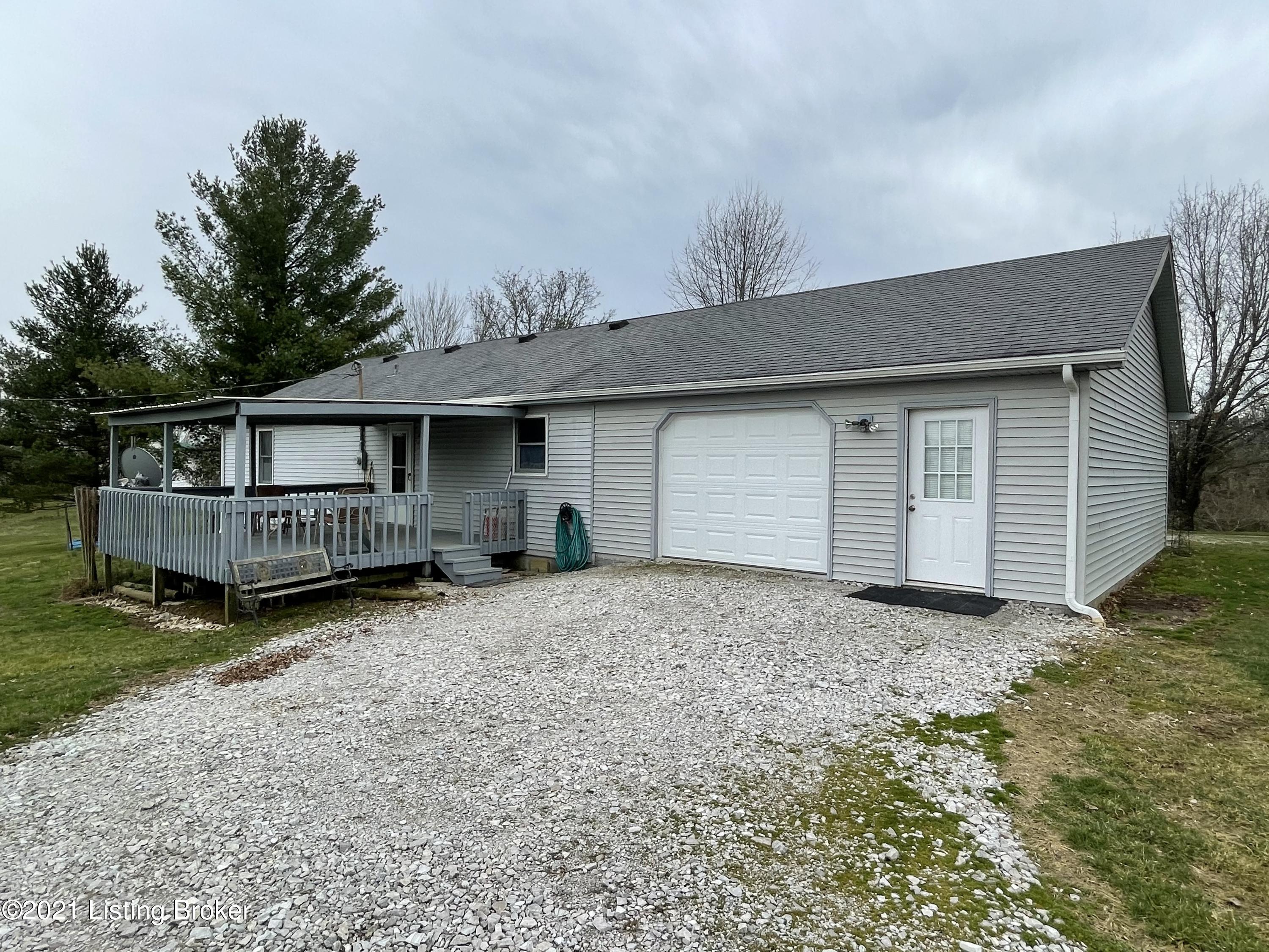 1360 Tracy Road Lawrenceburg, KY 40342 - Photo 3 of 22 3