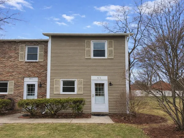 $359,900 | 51 Red Pines Lane, Unit 5, Colchester, VT 05446
