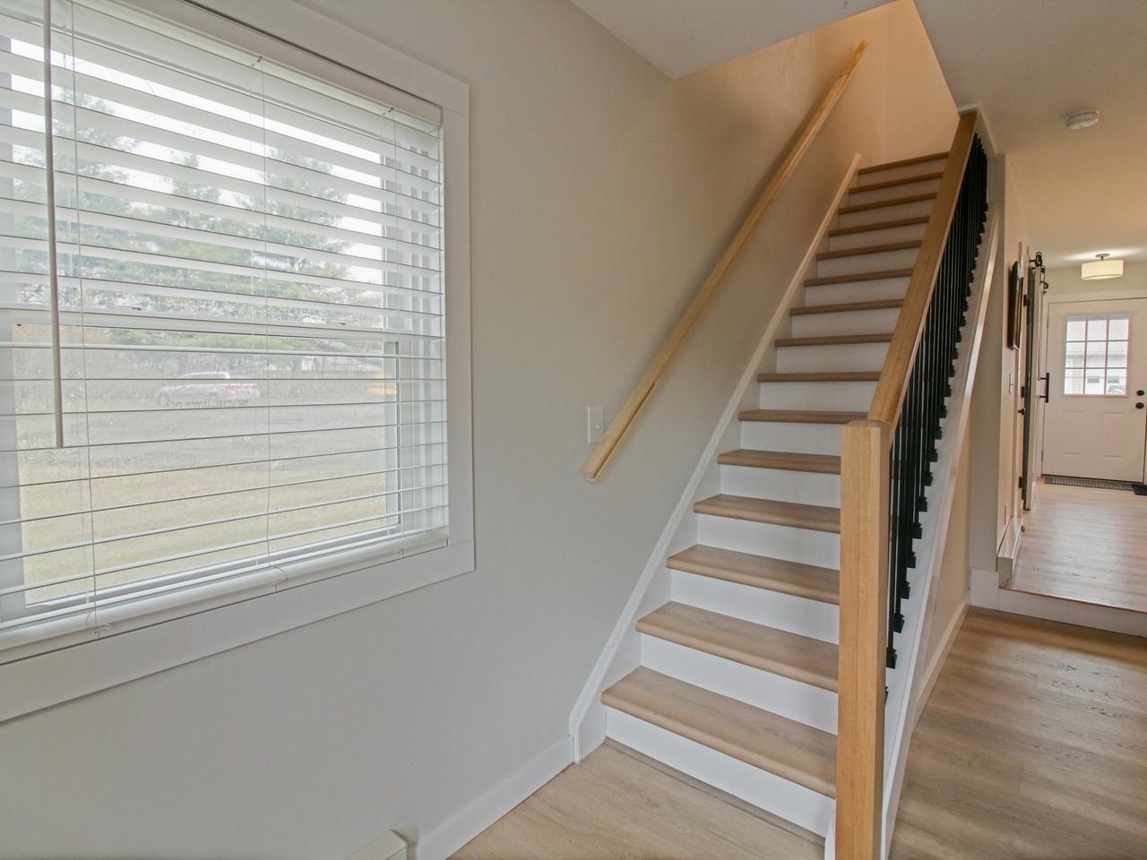 51 Red Pines Lane, Unit 5 Colchester, VT 05446 - Photo 10 of 30