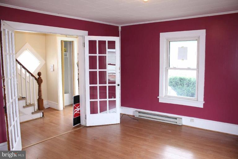 509 Denton Road Federalsburg, MD 21632 - Photo 5 of 8 Living Room