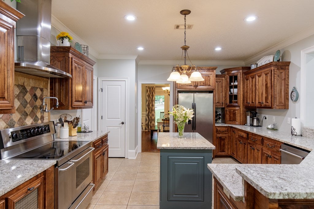 5008 Falling Springs Road Valdosta, GA 31602 - Photo 13 of 39 Gallery Image 13