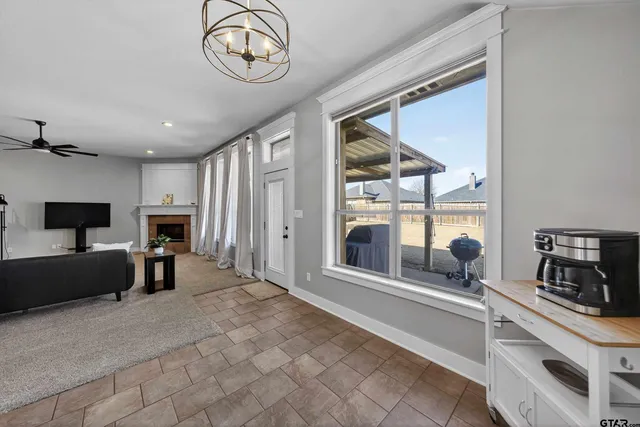 $295,000 | 11087 Westhaven Circle, Flint, TX 75762