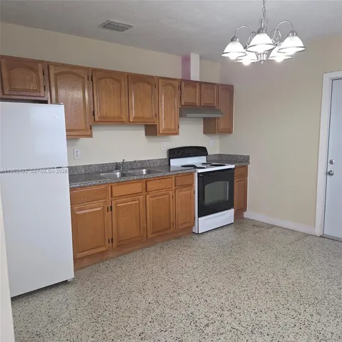 $869,900 | 7056 Southwest 22nd Street, Miami, FL 33155