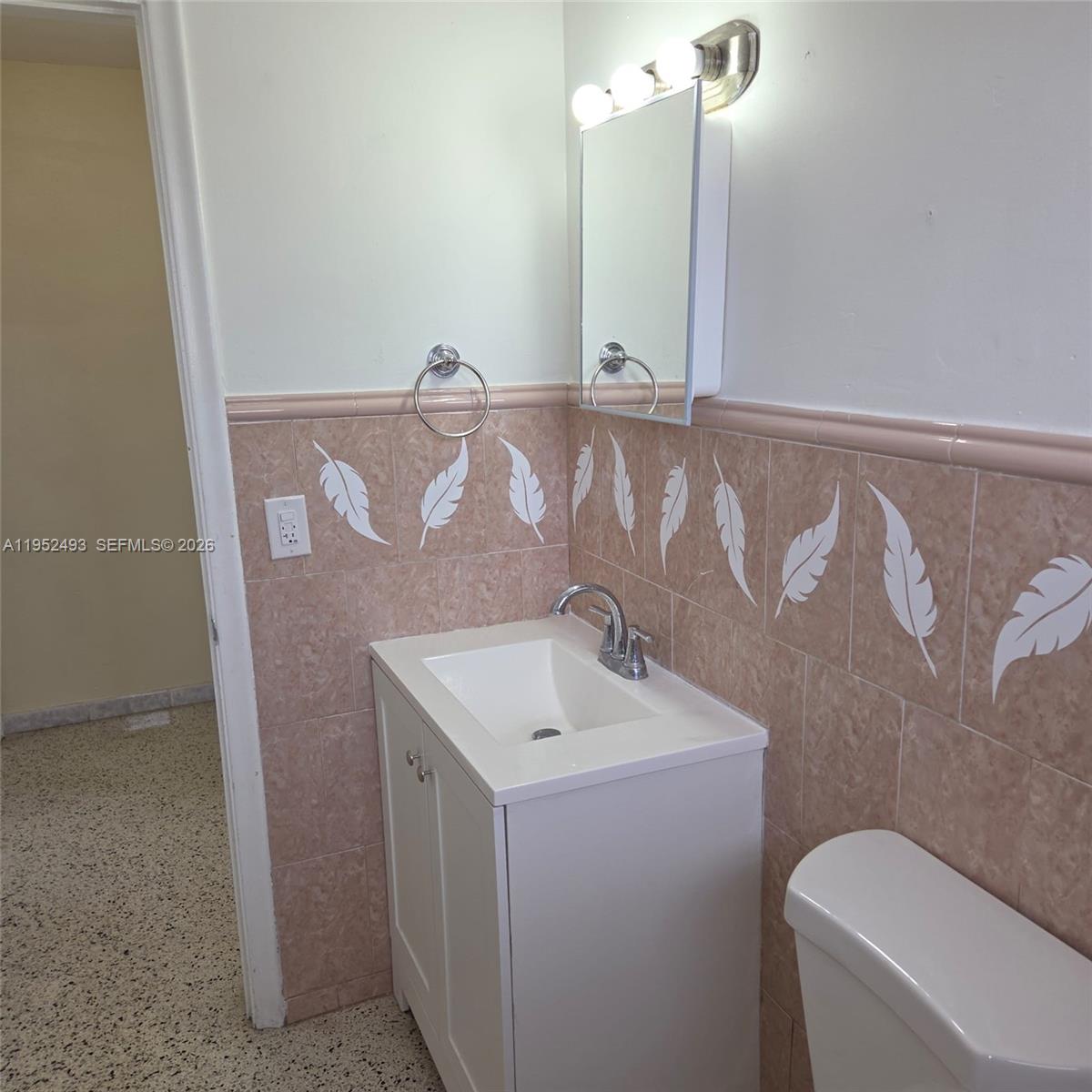 7056 Southwest 22nd Street Miami, FL 33155 - Photo 22 of 35