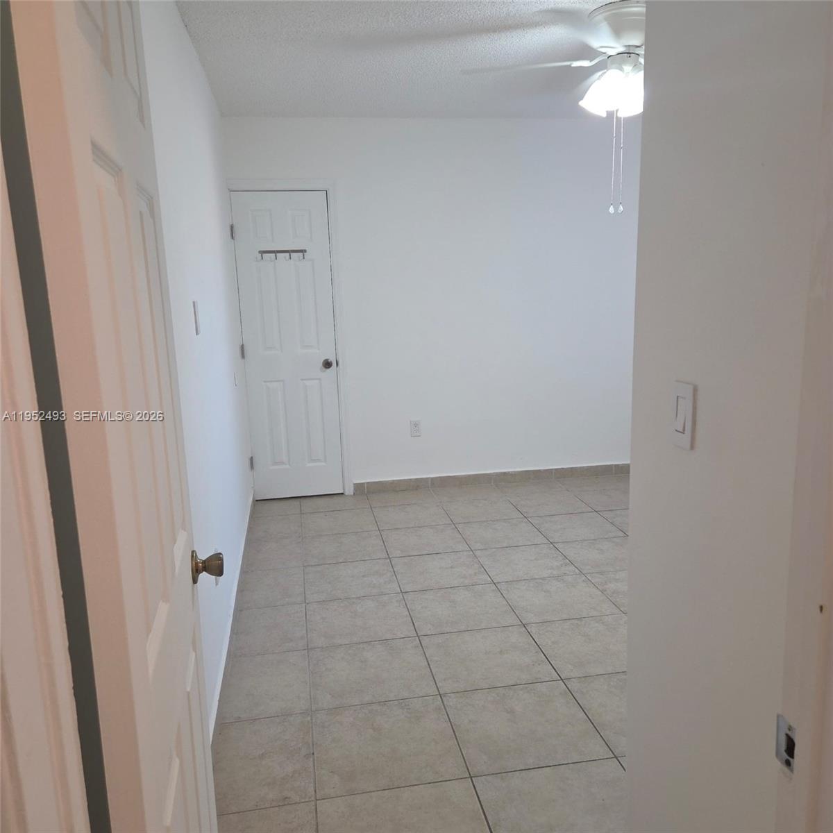 7056 Southwest 22nd Street Miami, FL 33155 - Photo 25 of 35