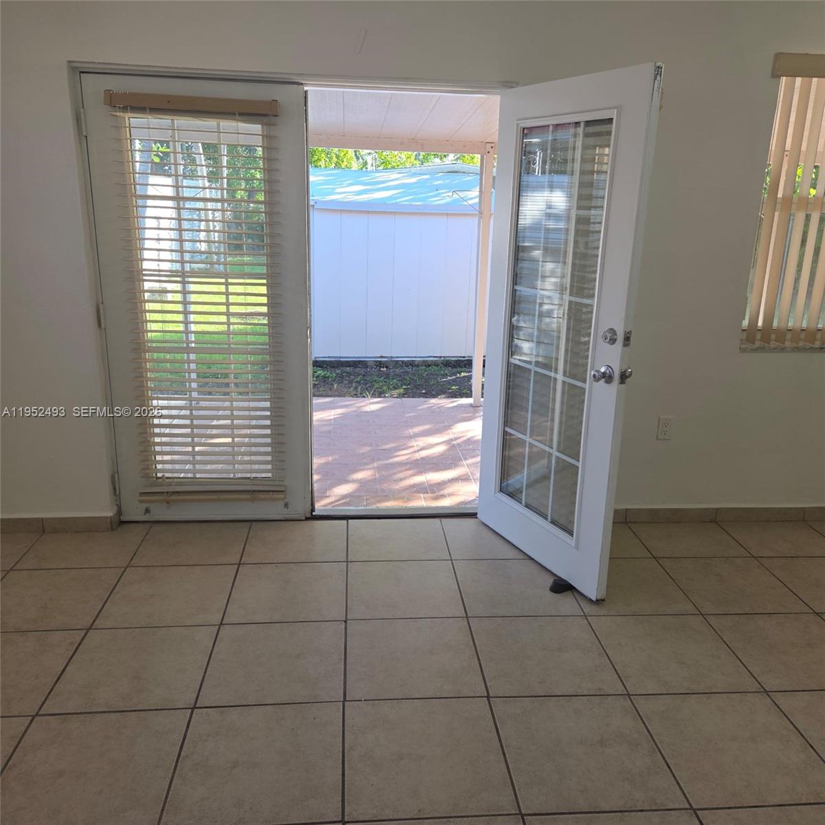 7056 Southwest 22nd Street Miami, FL 33155 - Photo 7 of 35